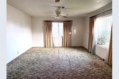 2477 E Washington Street, Stockton, CA 95205 - Photo 17