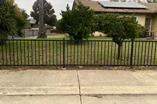 2401 Claridge Ln, Stockton, CA 95210 - Photo 15