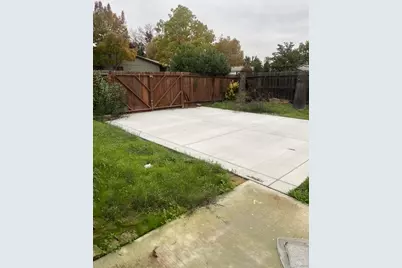 2401 Claridge Lane, Stockton, CA 95210 - Photo 19