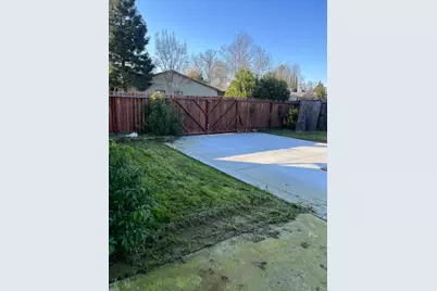 2401 Claridge Lane, Stockton, CA 95210 - Photo 21