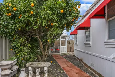 Pringle Avenue #1, Galt, CA 95632 - Photo 37