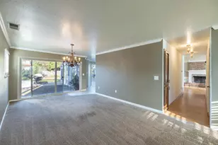 3327 Country Club Blvd, Stockton, CA 95204 - Photo 11