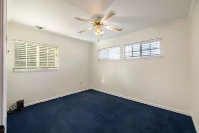3327 Country Club Boulevard, Stockton, CA 95204 - Photo 33