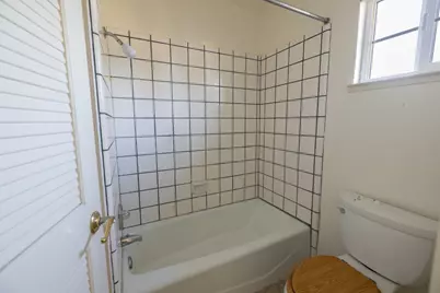 3327 Country Club Boulevard, Stockton, CA 95204 - Photo 43