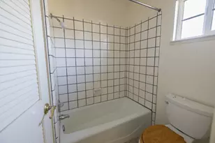 3327 Country Club Blvd, Stockton, CA 95204 - Photo 43