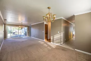 3327 Country Club Blvd, Stockton, CA 95204 - Photo 9