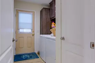 Queen Way, Livingston, CA 95334 - Photo 9