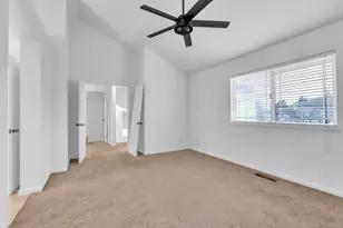 292 Dayflower Ct, Waterford, CA 95386 - Photo 15