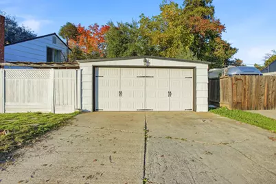 3801 Woodcrest Road, Sacramento, CA 95821 - Photo 35