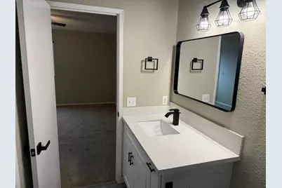 3945 Sparrow Court, Modesto, CA 95356 - Photo 49