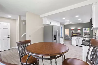 3945 Sparrow Court, Modesto, CA 95356 - Photo 5