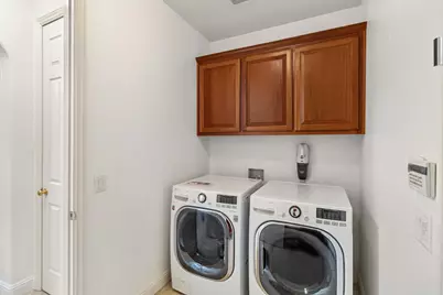 945 Sierra Park Lane, Sacramento, CA 95864 - Photo 67