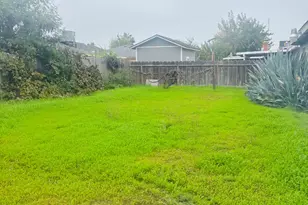 808 Ashlan Way, Madera, CA 93638 - Photo 9