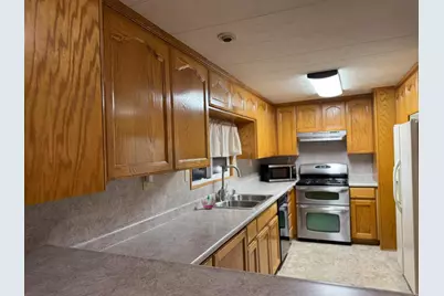 E Yosemite #128, Manteca, CA 95336 - Photo 21