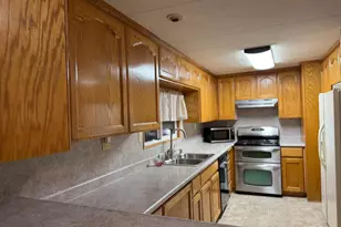 E Yosemite, Manteca, CA 95336 - Photo 21