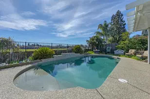 1049 Danielle Dr, Roseville, CA 95747 - Photo 33