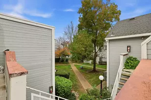 7417 Auburn Oaks Ct, Citrus Heights, CA 95621 - Photo 17