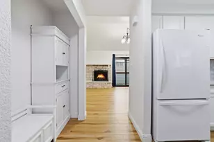 7417 Auburn Oaks Ct, Citrus Heights, CA 95621 - Photo 5