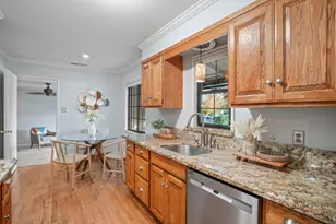 3005 Star Ct, Sacramento, CA 95864 - Photo 5