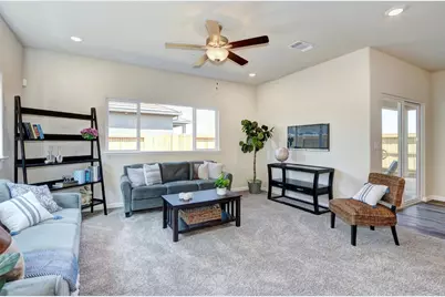 1071 Hogan Road, Galt, CA 95632 - Photo 9