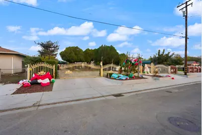 2012 2nd Street, Hughson, CA 95326 - Photo 3