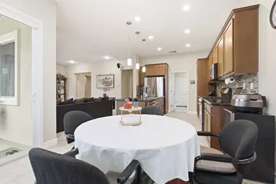 1730 W Woodward Avenue, Manteca, CA 95337 - Photo 11