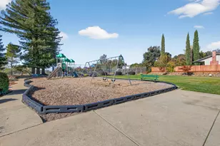 12340 Erin Dr, Auburn, CA 95603 - Photo 35