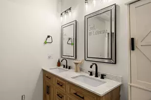 10315 Comstock Ln, Auburn, CA 95603 - Photo 17