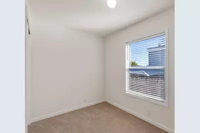 E F Street #8, Oakdale, CA 95361 - Photo 11