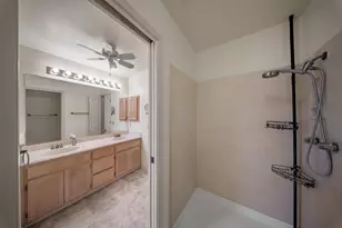 1128 Valencia Ct, Modesto, CA 95350 - Photo 19