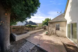 1128 Valencia Ct, Modesto, CA 95350 - Photo 25