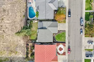 1921 Carleton Dr, Turlock, CA 95382 - Photo 23