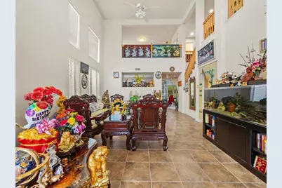 8283 Glencannon Way, Elk Grove, CA 95624 - Photo 5