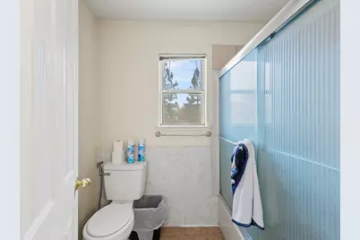 8283 Glencannon Way, Elk Grove, CA 95624 - Photo 17