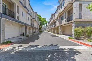 7716 George River Ln, Sacramento, CA 95831 - Photo 17