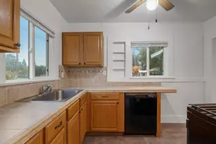 531 Quincy St, Bakersfield, CA 93305 - Photo 15