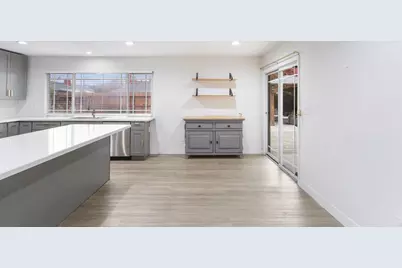 1805 E Orangeburg Avenue, Modesto, CA 95355 - Photo 5