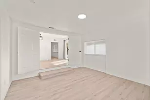 6920 Hogan Dr, Sacramento, CA 95822 - Photo 31