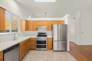 1041 Shenencock Way, Roseville, CA 95747 - Photo 9