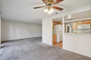 937 Fulton Ave, Sacramento, CA 95825 - Photo 5