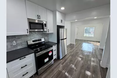 3261 24th Avenue, Sacramento, CA 95820 - Photo 11