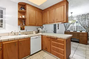 2833 Sandbrook Ct, Sacramento, CA 95826 - Photo 17