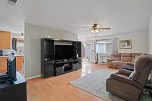 10167 Country Way, Sacramento, CA 95827 - Photo 5