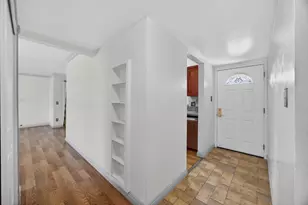 8261 Tanoak Way, Citrus Heights, CA 95621 - Photo 5