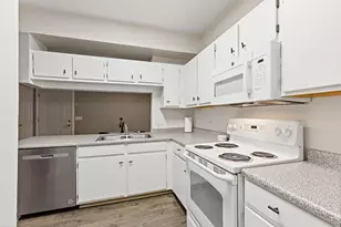 701 Gibson Dr, Roseville, CA 95678 - Photo 9