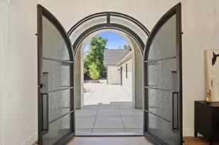 2025 W Lincoln Rd, Stockton, CA 95207 - Photo 33