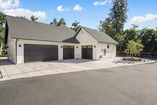 2025 W Lincoln Rd, Stockton, CA 95207 - Photo 49