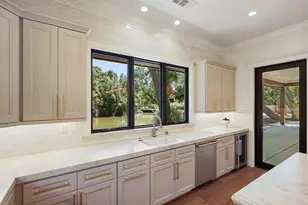 2025 W Lincoln Rd, Stockton, CA 95207 - Photo 17