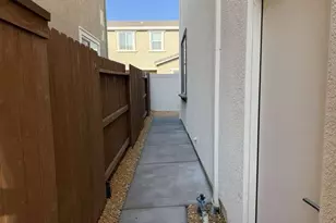 8881 Solo Wy, Elk Grove, CA 95757 - Photo 61