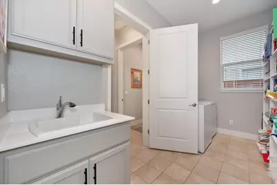 1350 Laurel Drive, Manteca, CA 95336 - Photo 31